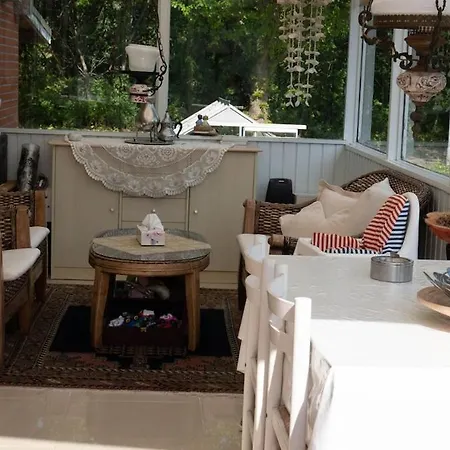 빌라 Amazing With Garden *