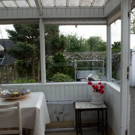 빌라 Amazing With Garden 콜딩